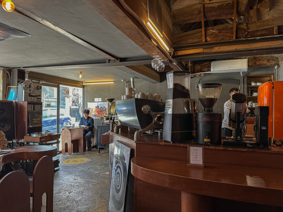 사만 커피 로스터스 01