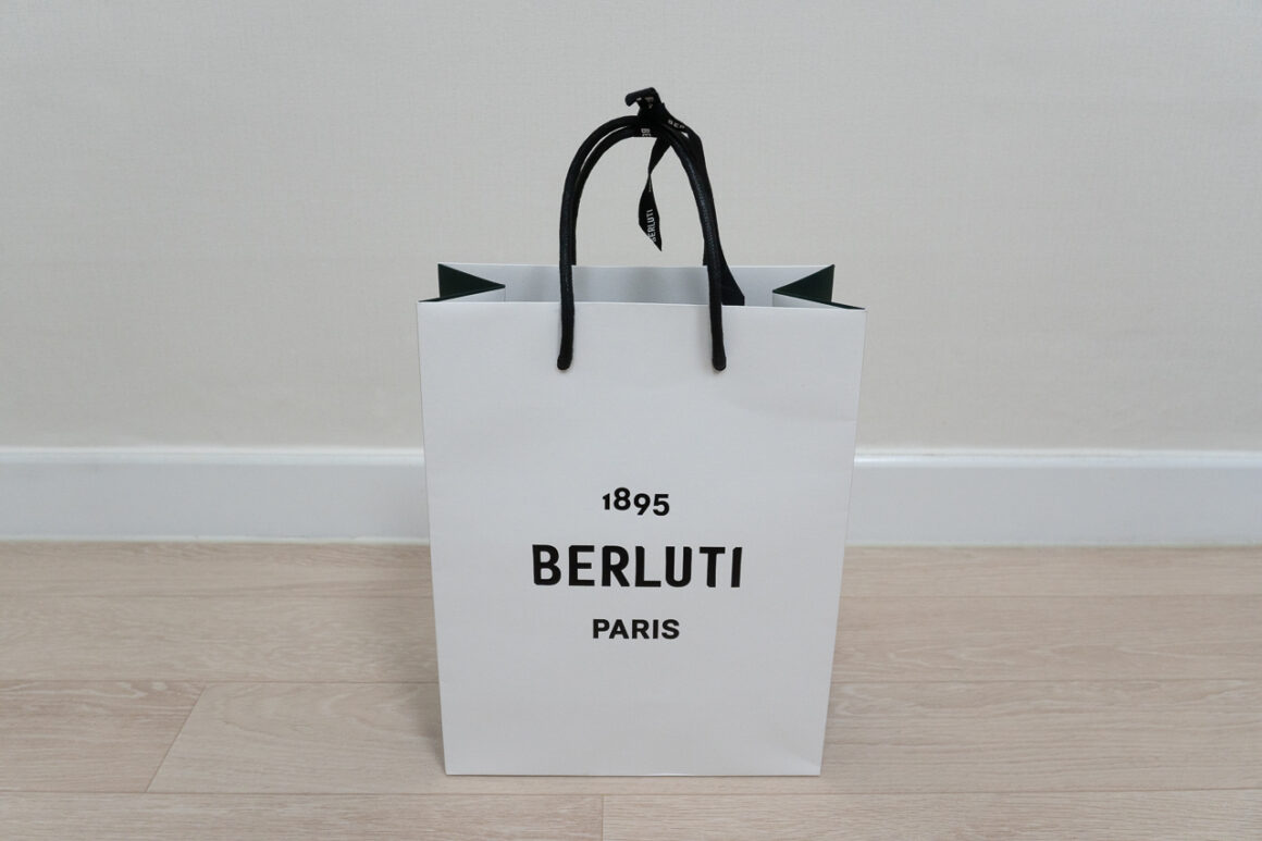 벨루티 마코레 익스클루시브 반지갑 01